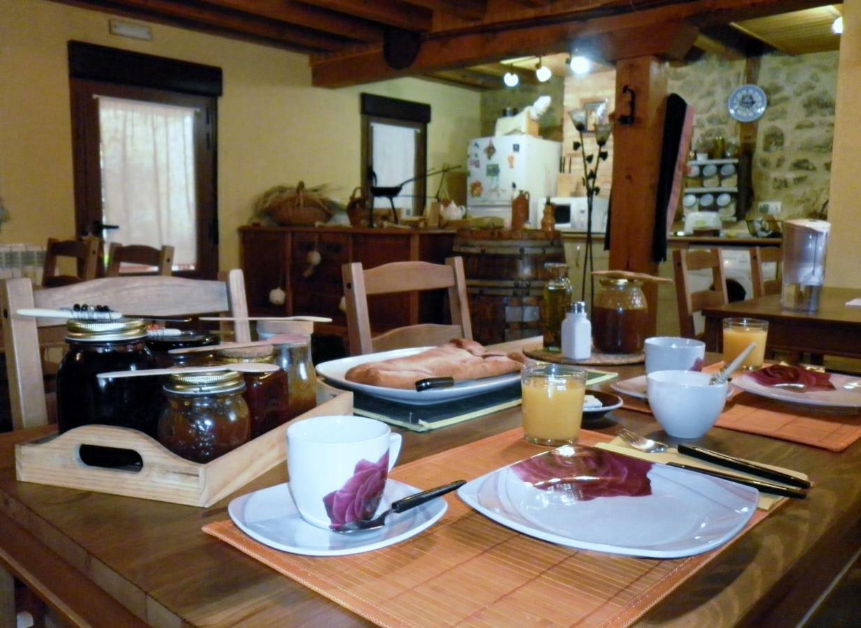 Bed and Breakfast Casa Rural Calle Real Торремоча-де-Аильон Экстерьер фото