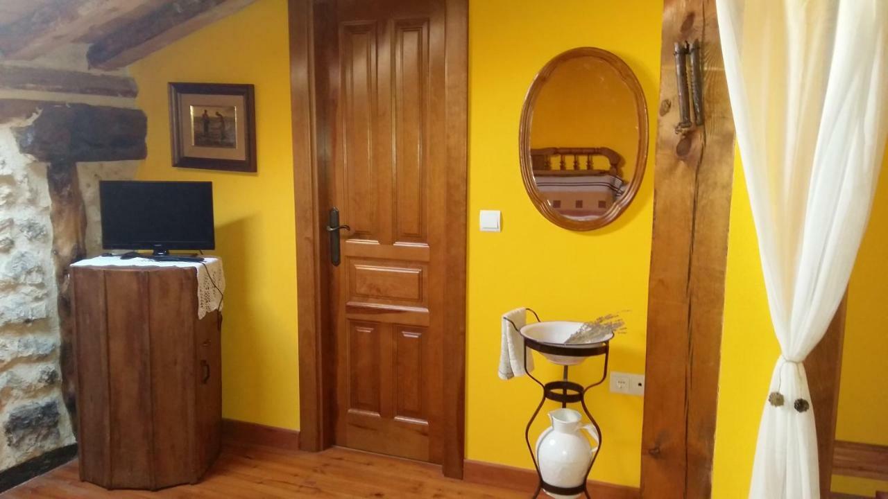 Bed and Breakfast Casa Rural Calle Real Торремоча-де-Аильон Экстерьер фото